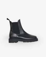 Load image into Gallery viewer, Castay Boots in Black
