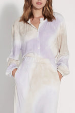Load image into Gallery viewer, Victoria Blouse in Lavender
