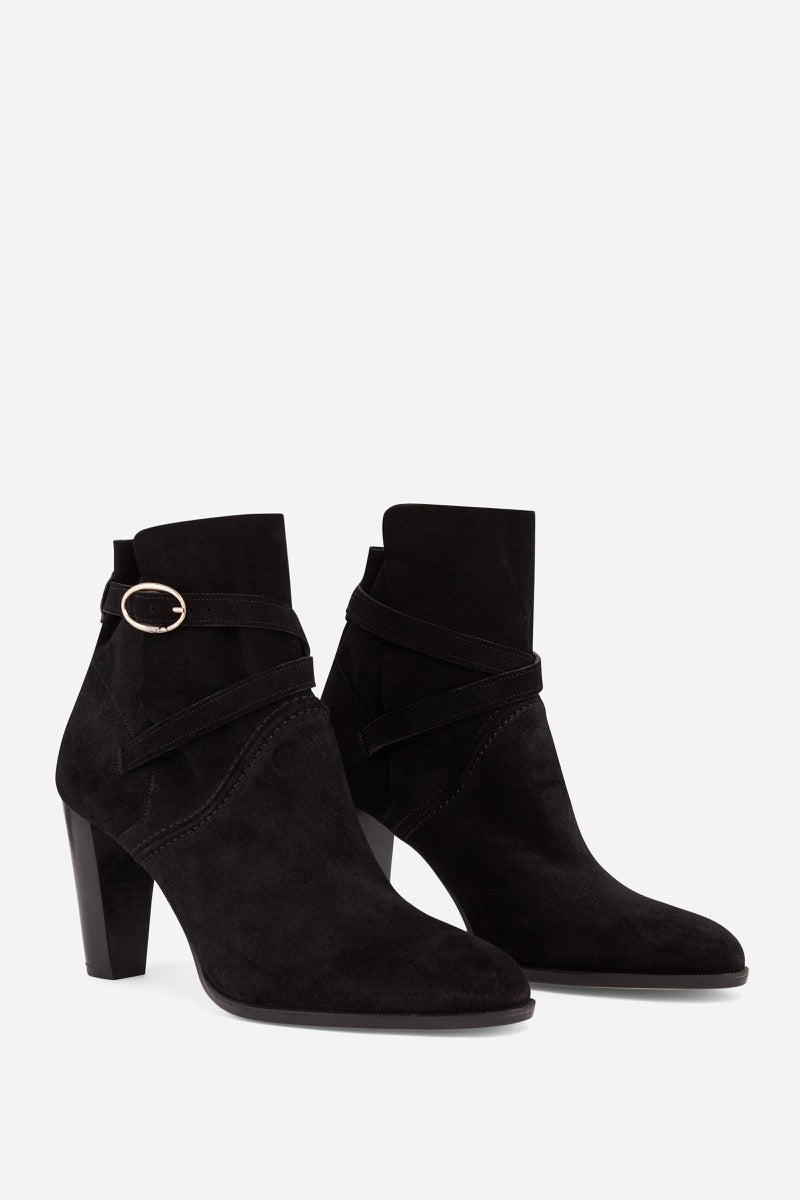 Vanessa Bruno Ankle Boots in Black – Tribeca Brighton